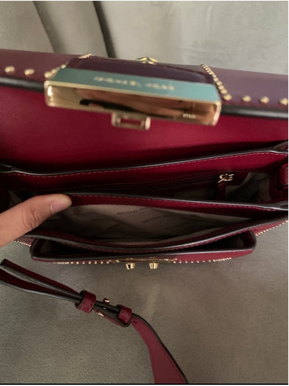 NWOT Michael Kors Sloan Editor Shoulder Bag – Red Leather with Gold Star Studs - Picture 9 of 9